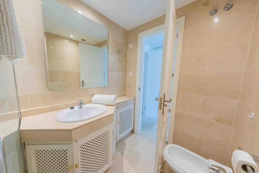 Terrazas De Banus / 2Bed/ 2Bath/Wifi Apartment Marbella Spain